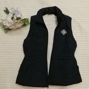 Hollister vest